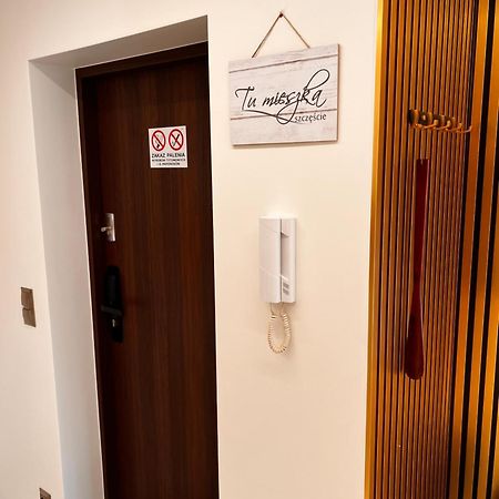Goldowy Apartament Konin كونين المظهر الخارجي الصورة